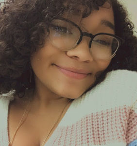 Meet your Posher, Savannah